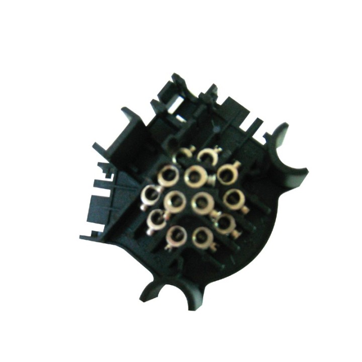 Socle Femelle - 13 plots - Prises 13 broches - 300627