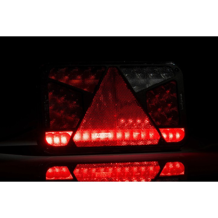 FEU ARRIERE GAUCHE LED 12-36V 7 FONCTIONS