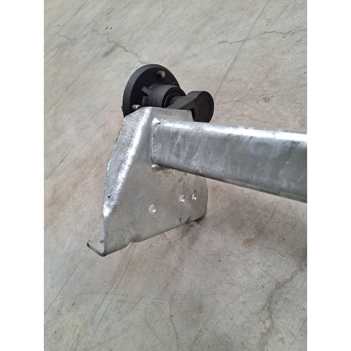 Essieu Remorque 750KG 4TR 130 - EAB 1350 mm - LIDER